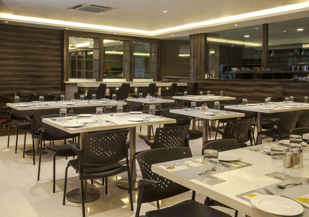 Mango Hotels, Samed Agra Agra  Exterior photo